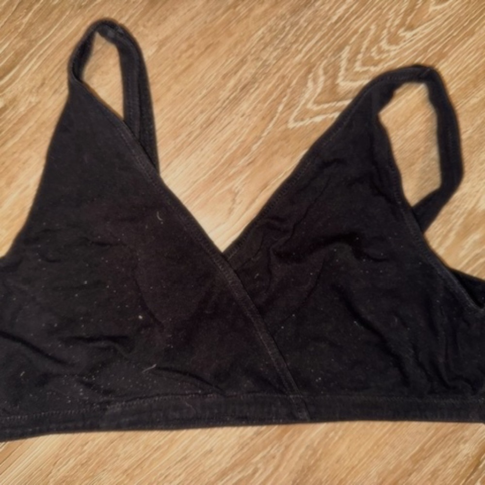 Women's nursing bra. Size XL. Motherhood Maternity. Soft night time.